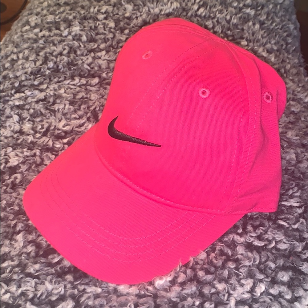 Hot pink Nike baseball hat - sz. CHILD
